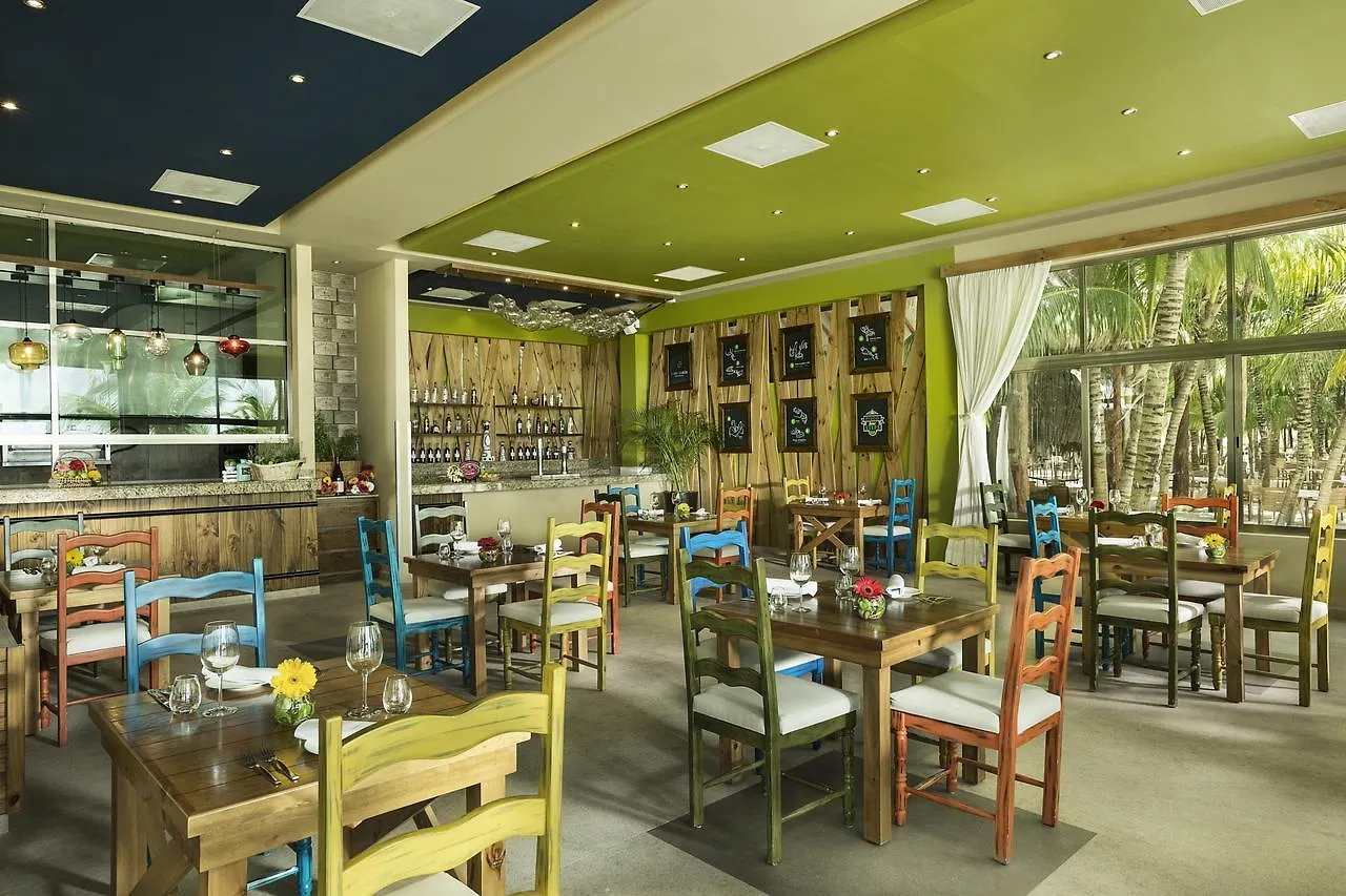 Palafitos Overwater Bungalows Catamaran, Cenote & More Inclusive (Adults Only) Playa del Carmen Station touristique