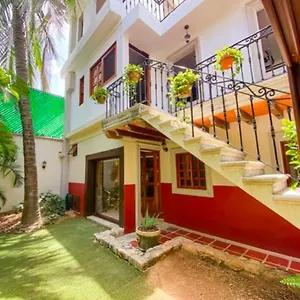 Casa Centrica 5bed/5bath Ac/gym 5 Min 5ta Av Y Playa Сasa de vacaciones Playa del Carmen